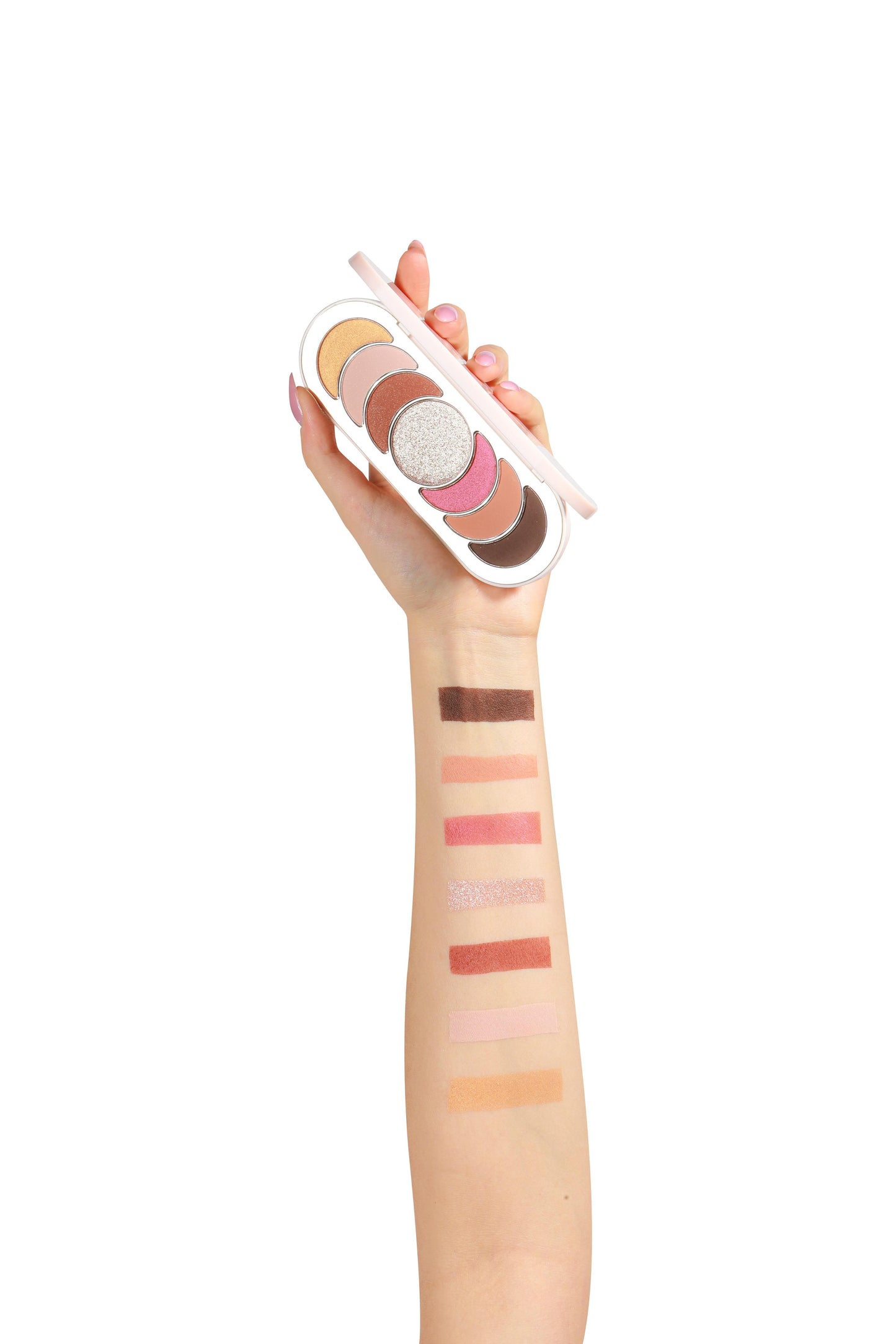 ESSENTIALS - ПАЛЕТКА ТЕНЕЙ